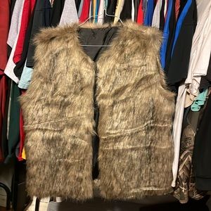 Fur vest
